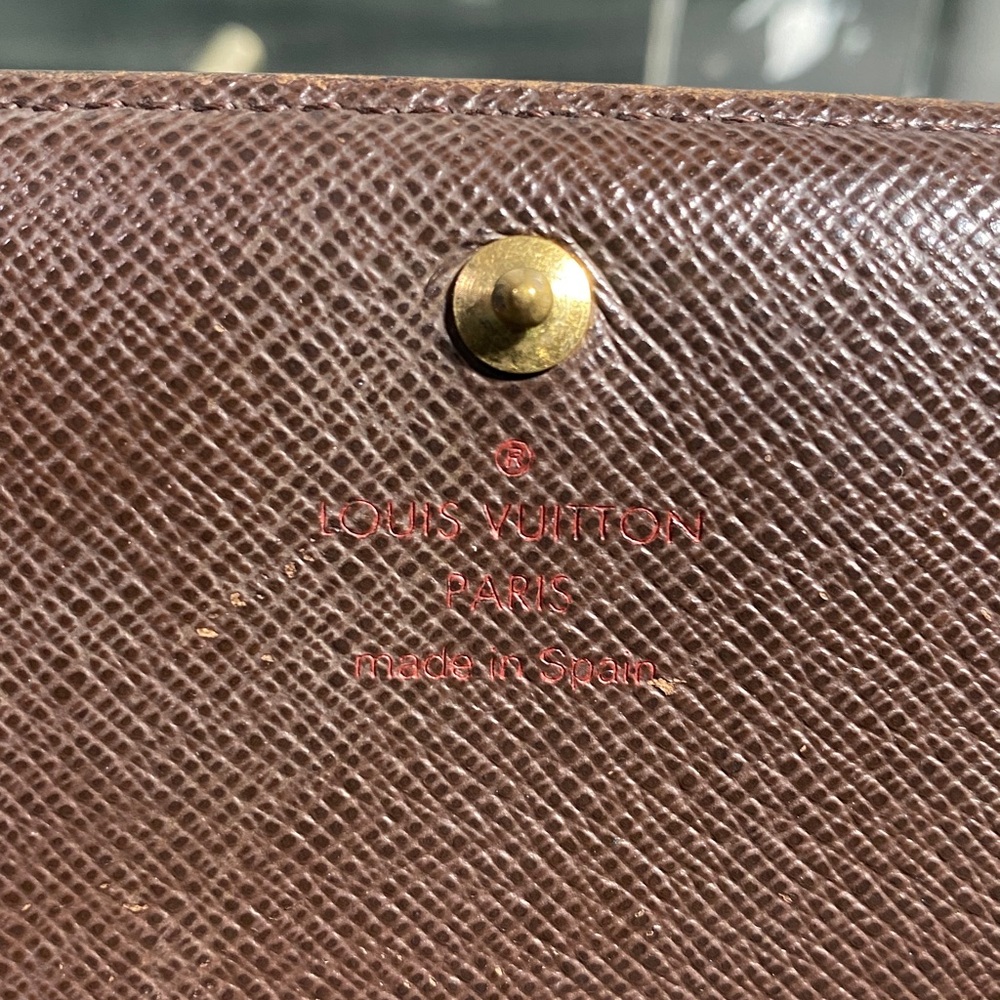 Authentic Louis Vuitton Damier Bifold Zippy Wallet - Picture 6 of 16